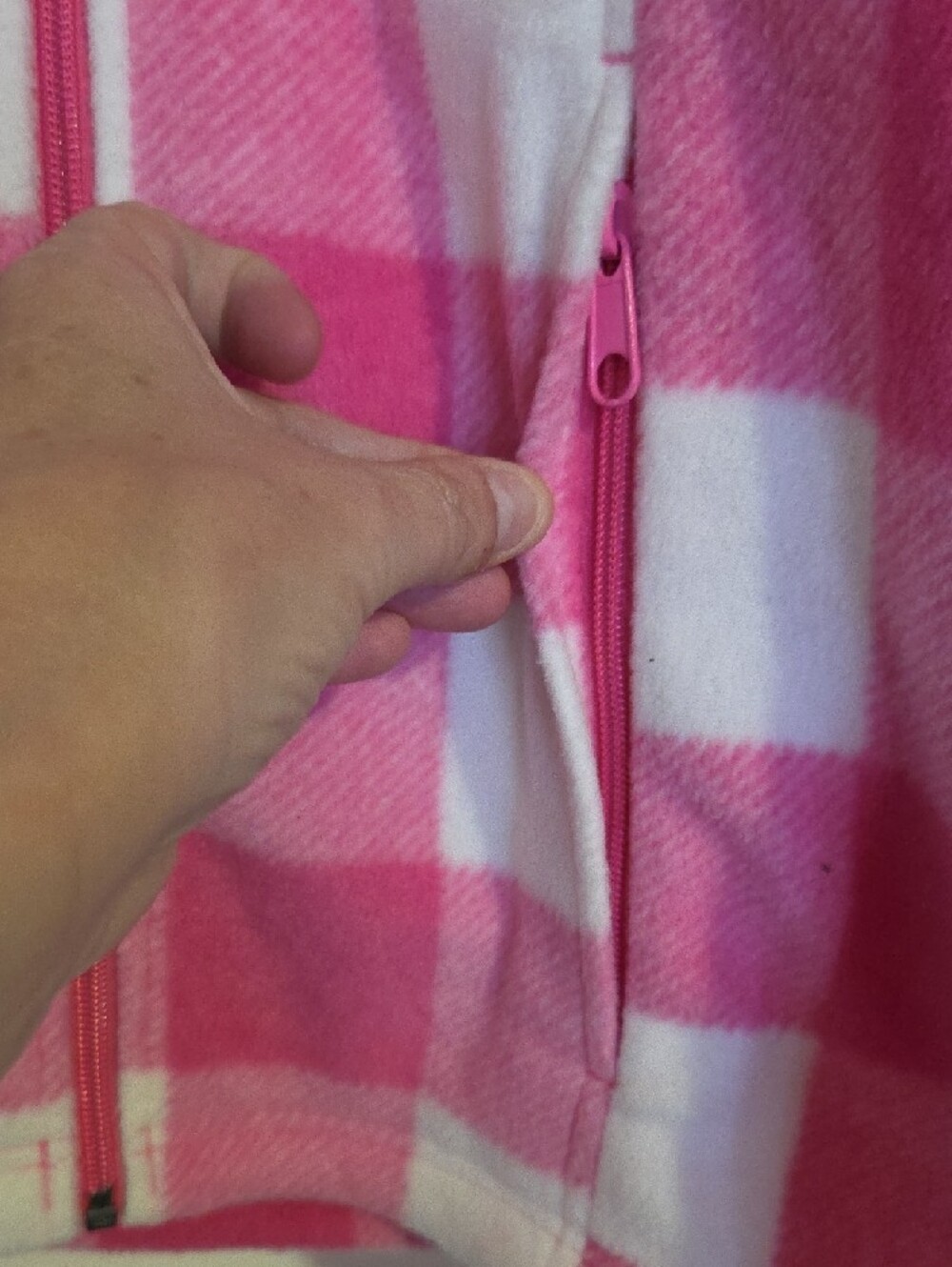 Size 14-16 Columbia Pink and White Check Fleece Zip Jacket - Picture 3 of 10